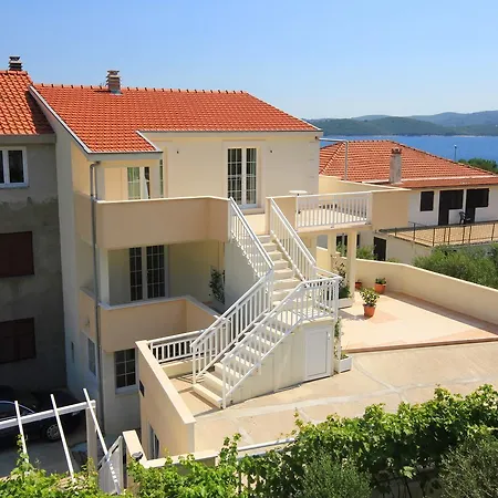 10423a Apartman Orebić